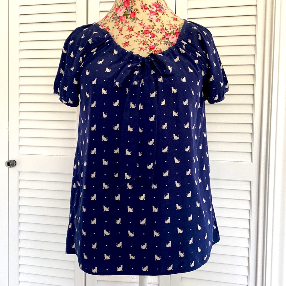 Kitty Cat Top 🐈‍⬛ - Size M